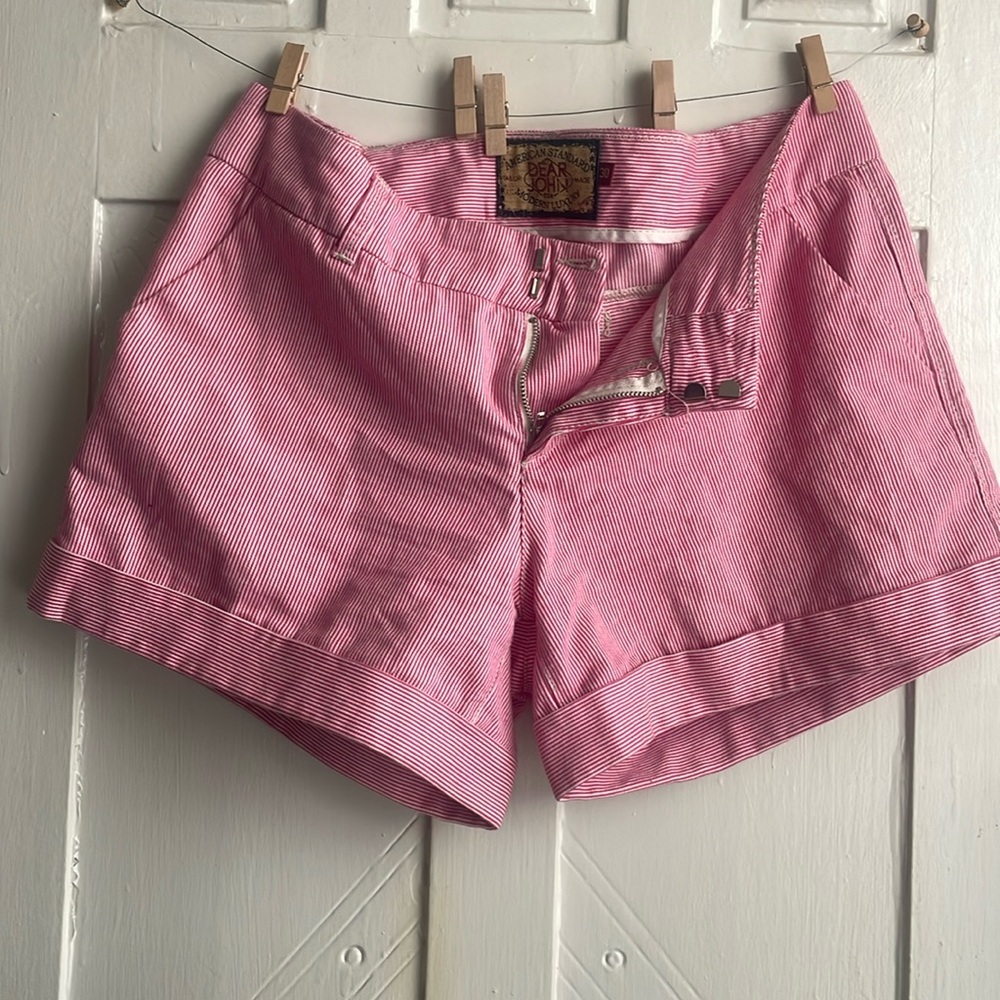 Dear John Woman's 30"W Shorts American Standard/Modern Luxury